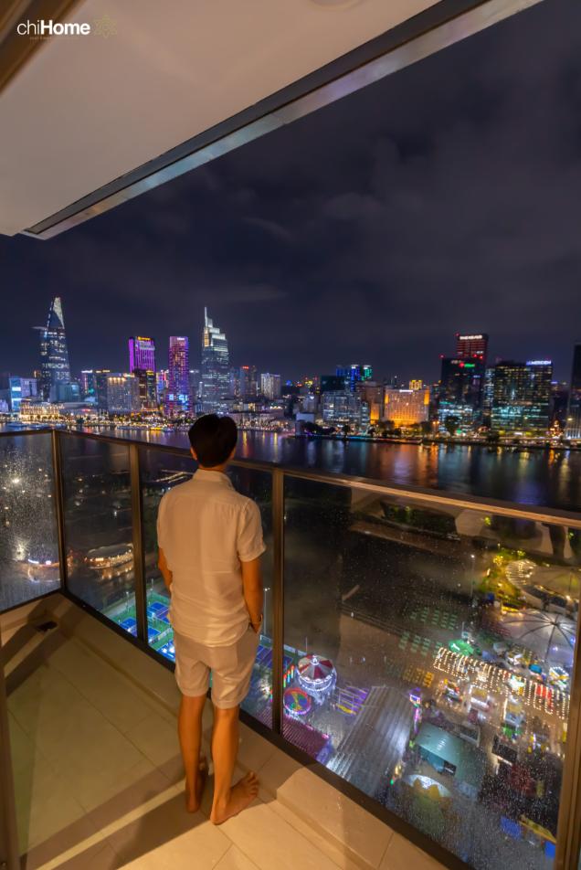 View ngắm pháo hoa từ căn hộ The Opera Residence