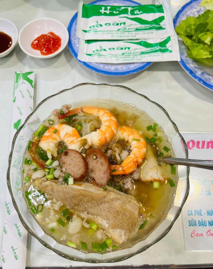 Hủ tiếu Cả Cần
